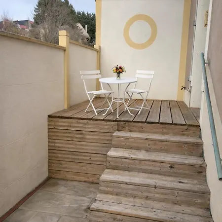 Avec Terrasse